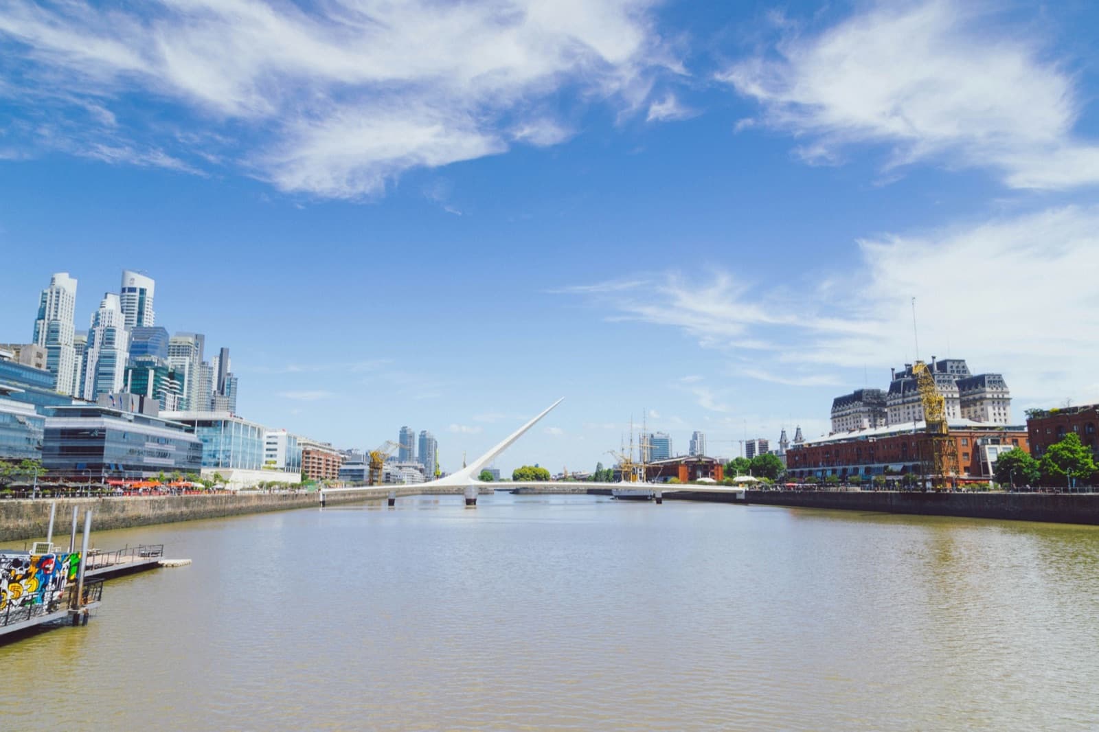 Puente de la Mujer en Puerto Madero