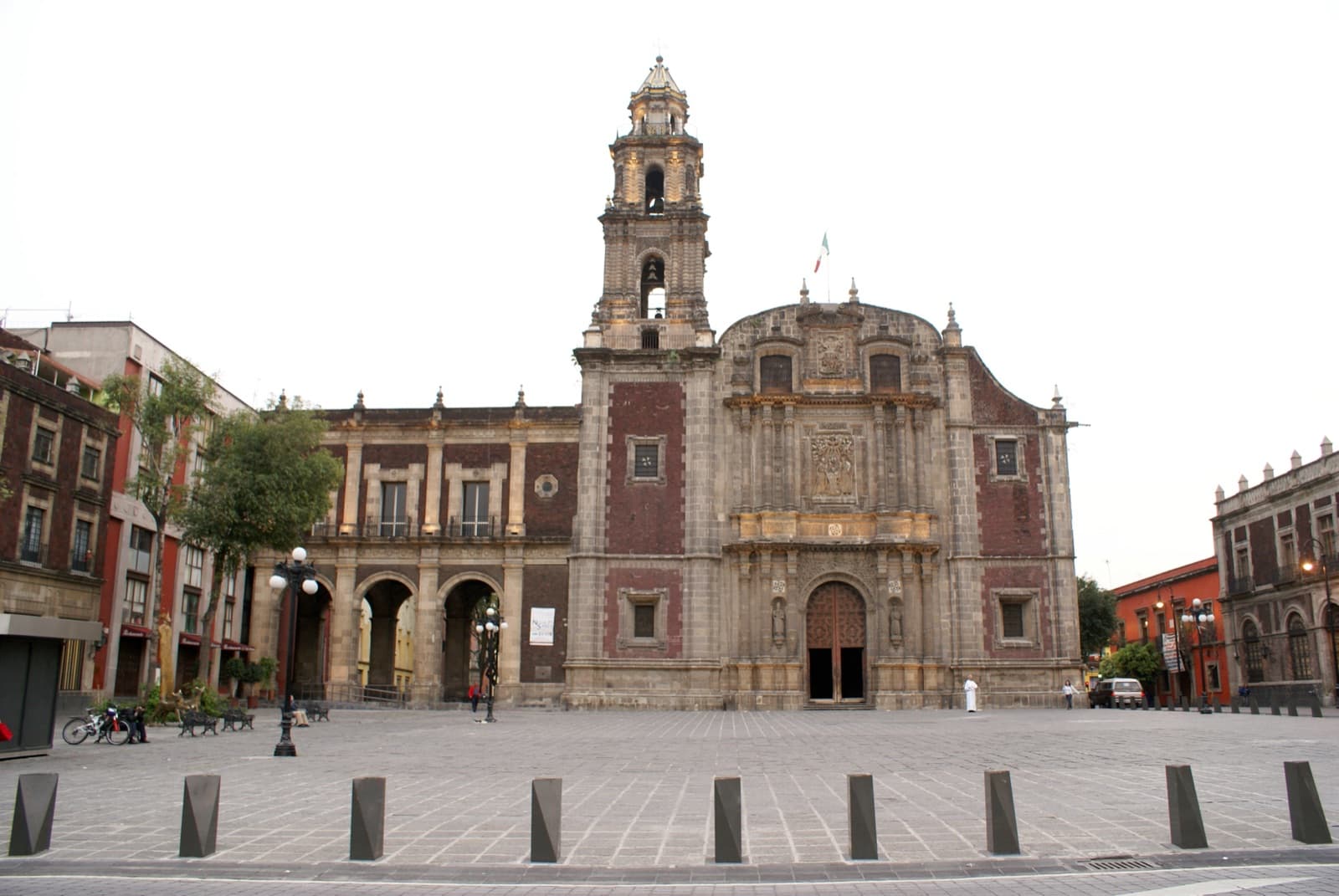 Plaza e Iglesia de Santo Domingo
