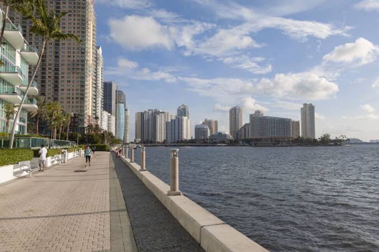 Miami River y el Riverwalk