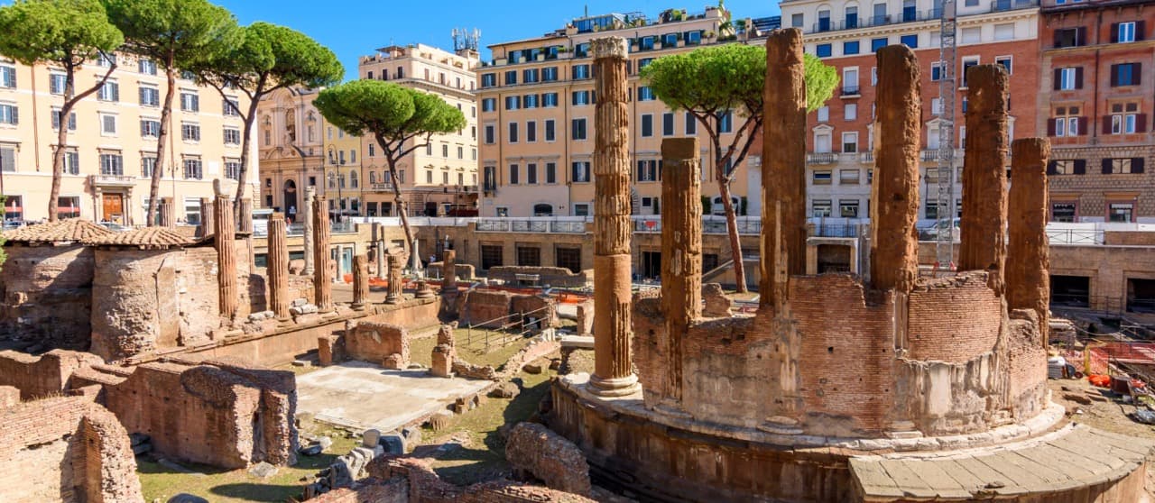 Largo di Torre Argentina