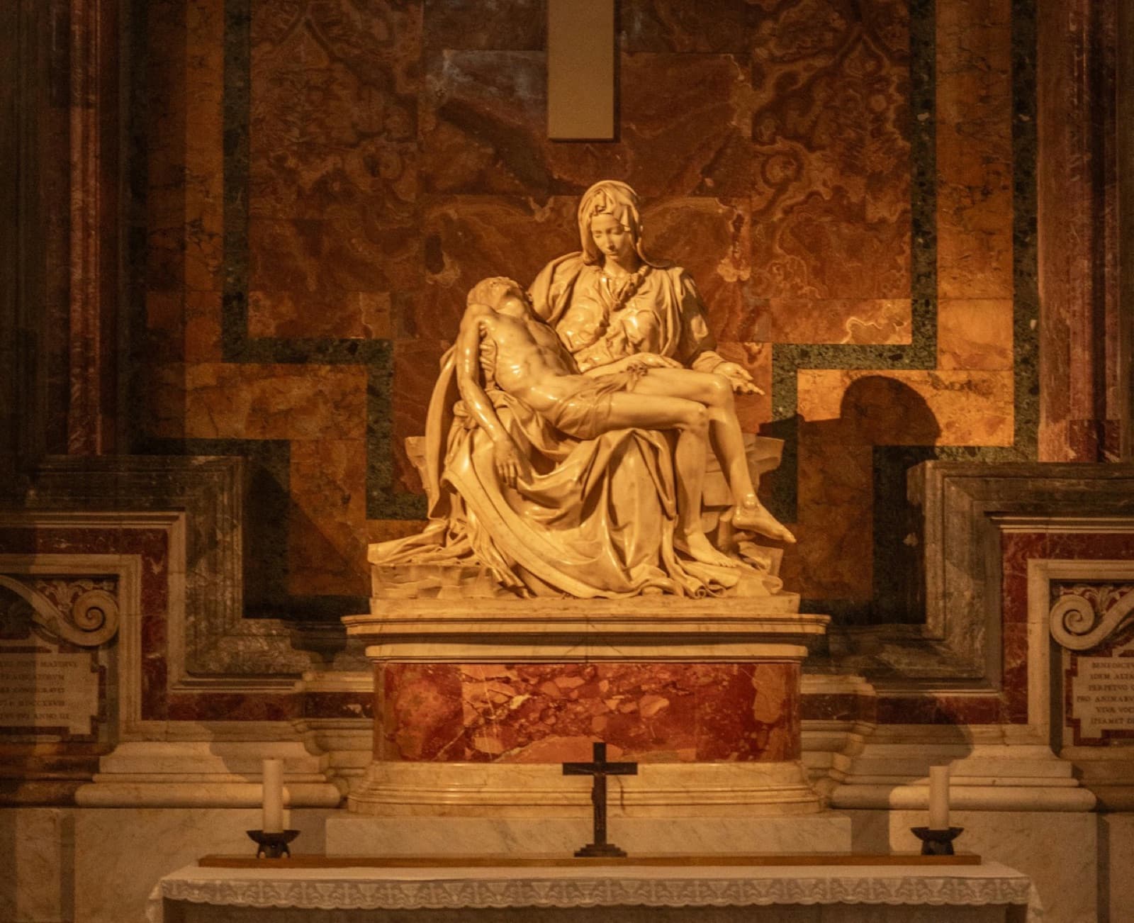 La Piedad de Miguel Ángel en la basílica de San Pedro