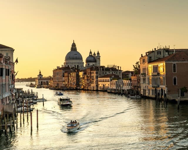 Canales de Venecia