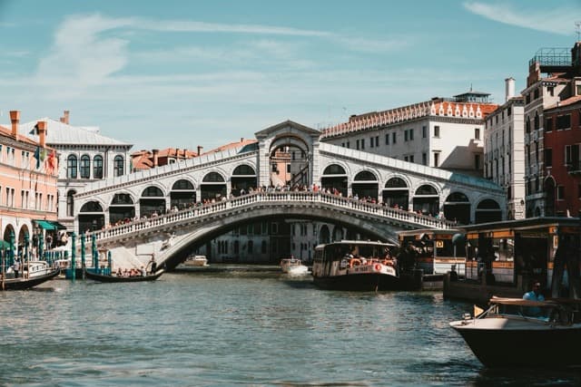 Puente de Rialto, Venecia