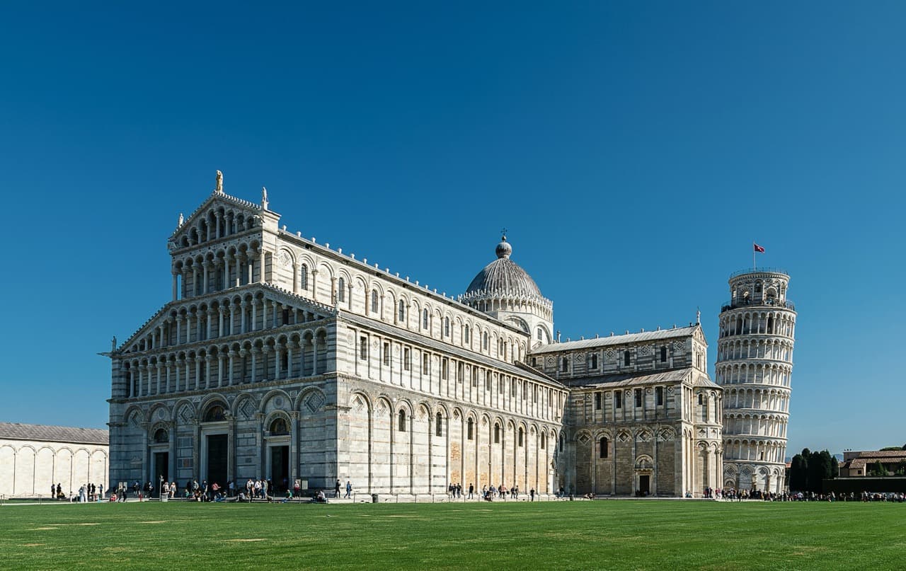 View of the Tower of Pisa