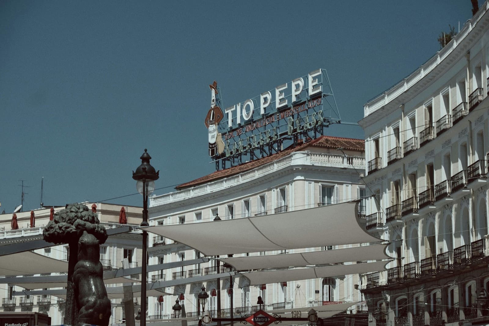 Cartel de Tío Pepe en la Puerta del Sol