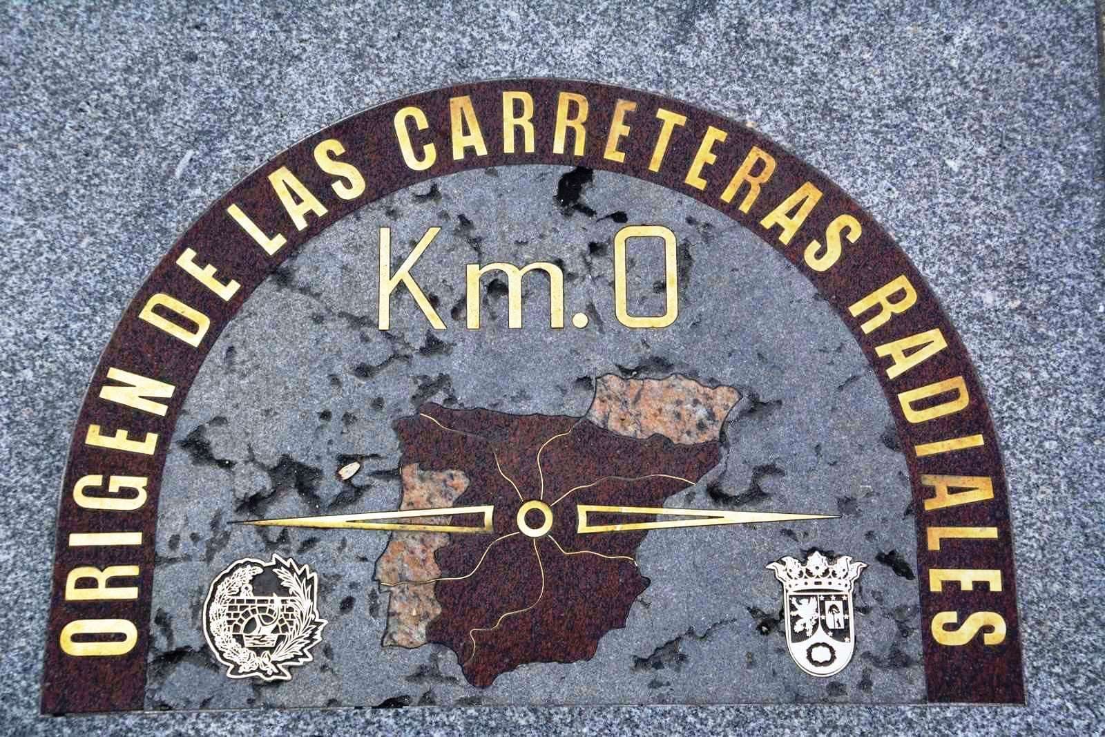 Placa del Kilómetro Cero en la Puerta del Sol