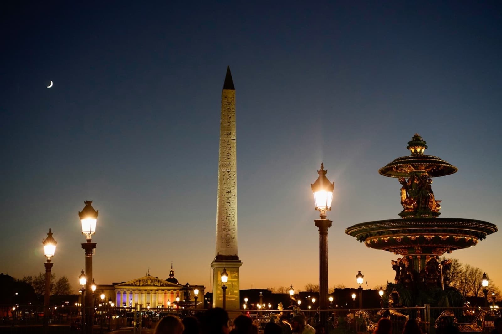 Plaza de la Concordia con el obelisco de Luxor